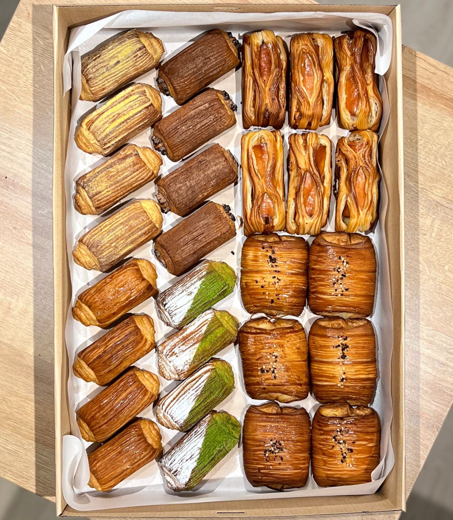 Lume's Party Box Set (28 Pieces)